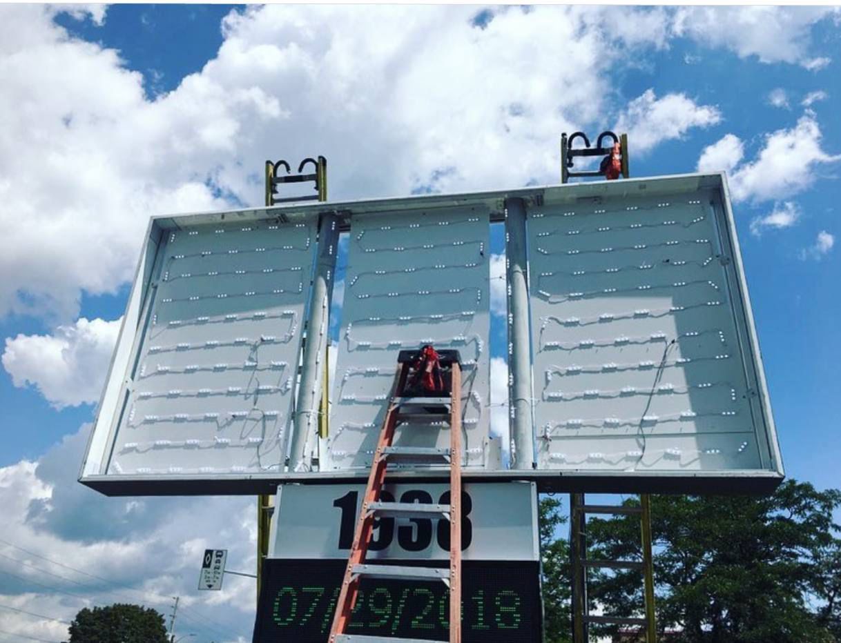 Sign maintenance service 1