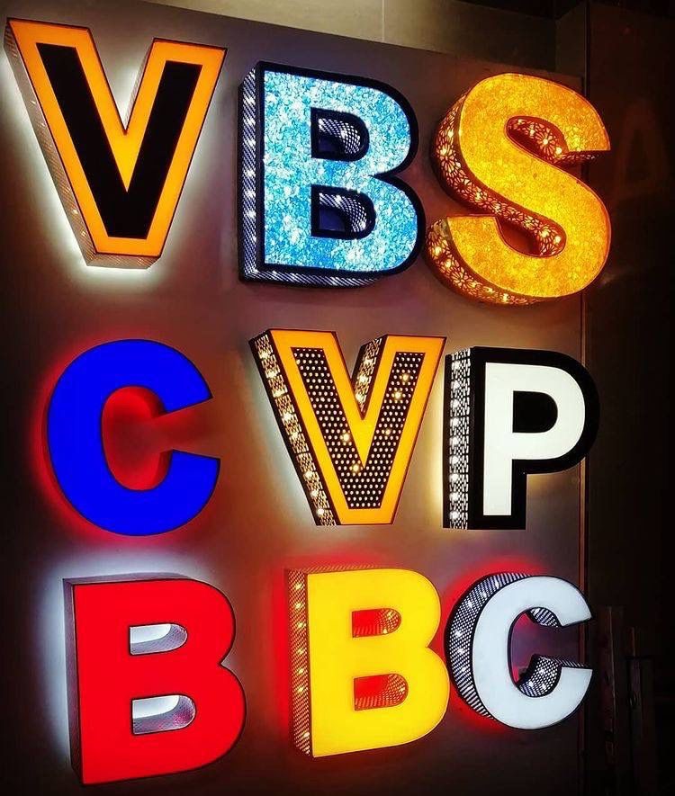 Custom signage service 4